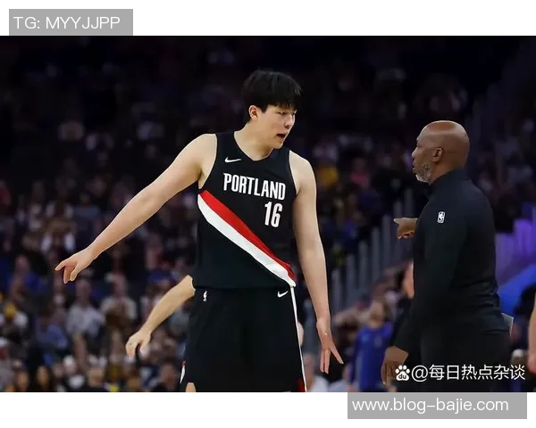 美媒体评论克林根五犯后球队不敢用杨瀚森护筐表现令人担忧